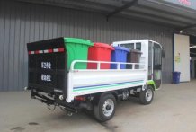 电动四轮运桶车